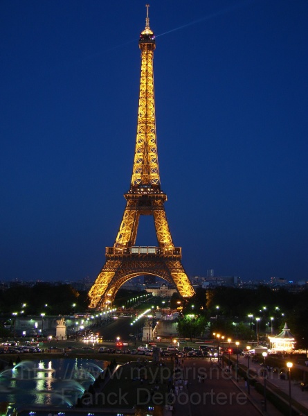 Fichier:Tour-Eiffel-010.fullsize.JPG