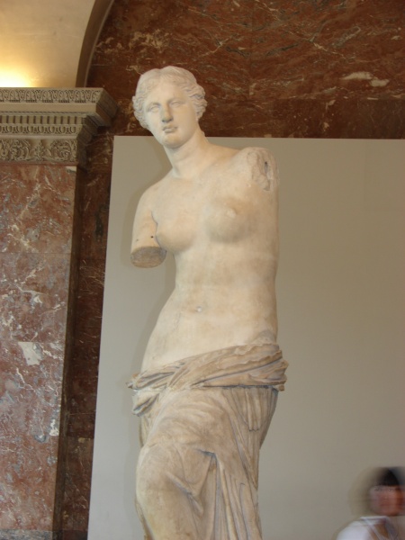 Fichier:Le-Louvre-Venus-De-Milo-27.fullsize.jpg
