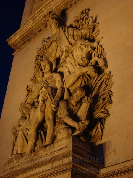 Fichier:Arc-De-Triomphe-Paris-007.fullsize.JPG